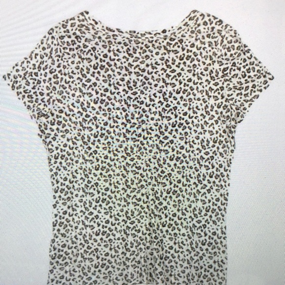 Banana Republic Cream and Brown Leopard Print Tee - Picture 2 of 4
